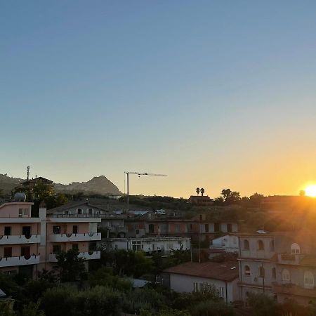Pipa'S Suntrap Appartement Taormina Buitenkant foto